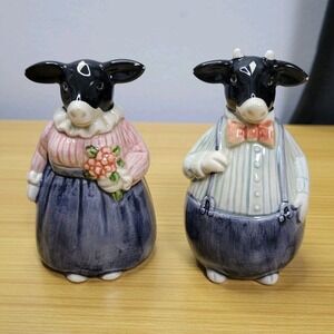 Otagiri Ma and Pa Jersey Cow Salt Pepper Shakers Ceramic Hand Painted Japan